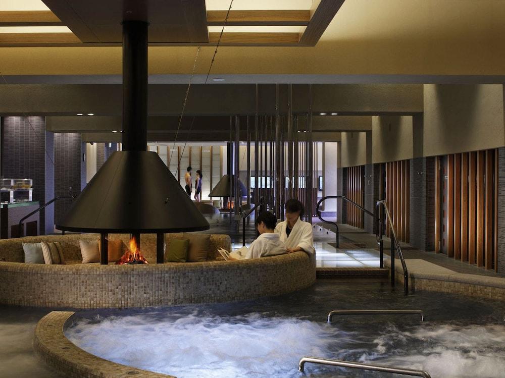Arima Grand Hotel Kobe Bagian luar foto