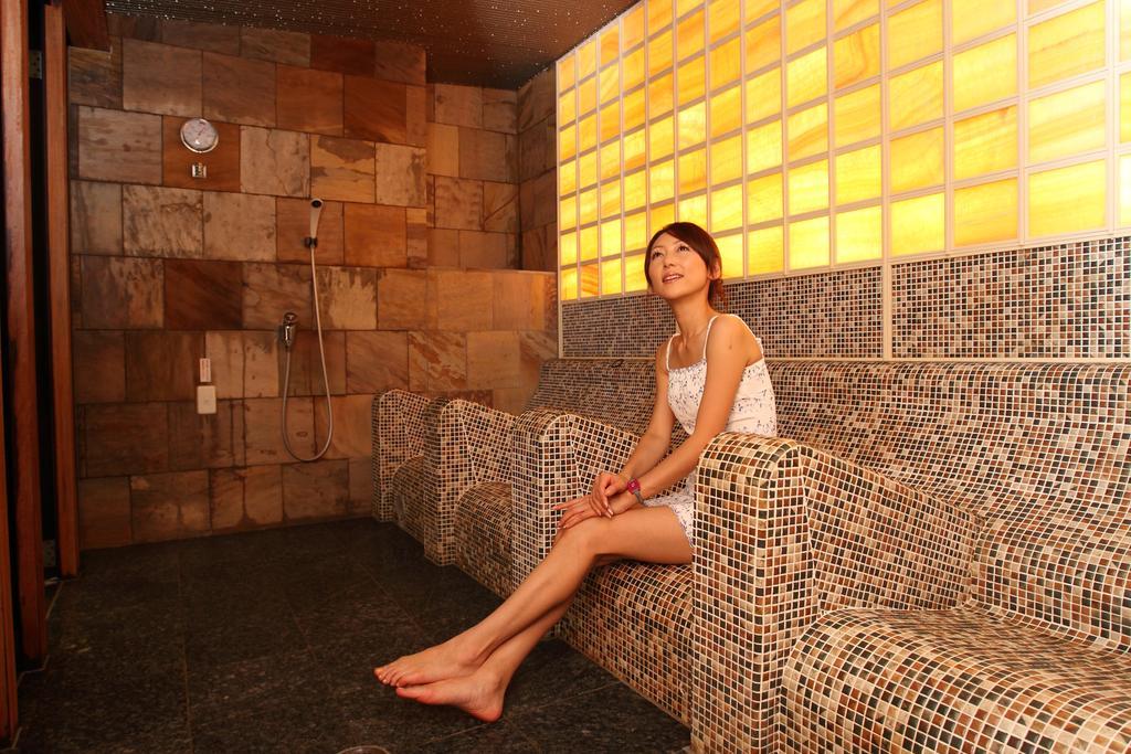 Arima Grand Hotel Kobe Bagian luar foto